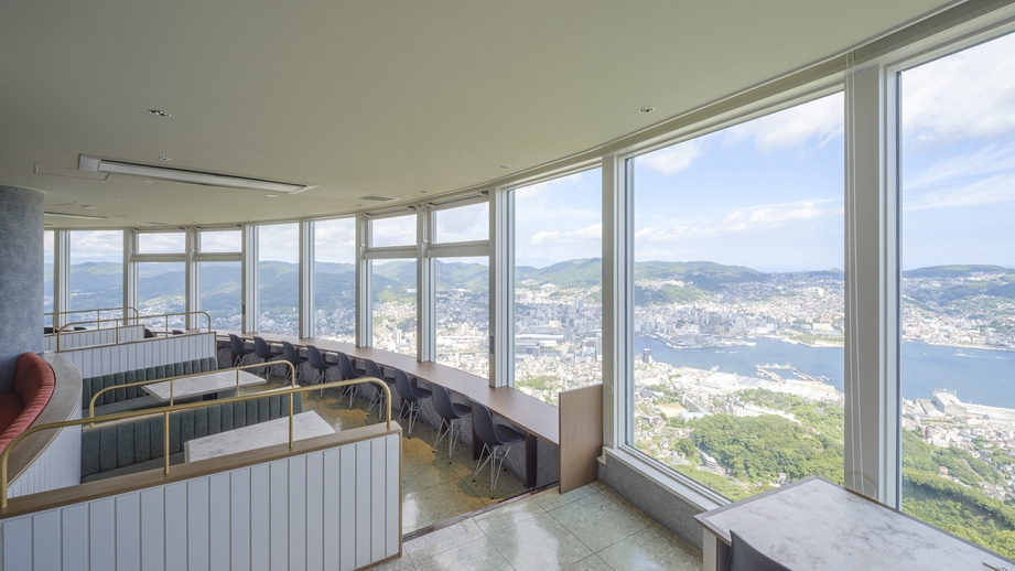 【稲佐山展望台「HIKARI」ミールクーポン付】＜素泊り＞稲佐山で絶景と長崎グルメをお得に楽しむ♪