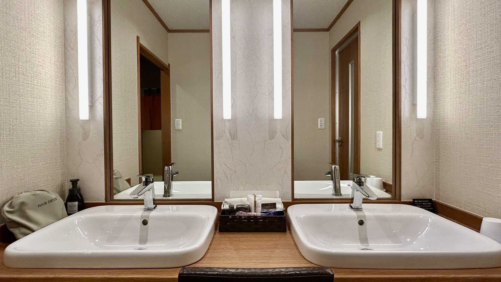 福和ベッド：洗面台