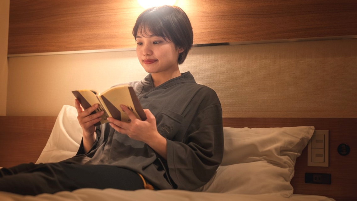 暗めの照明で、深い眠りをサポートします※使用感イメージ