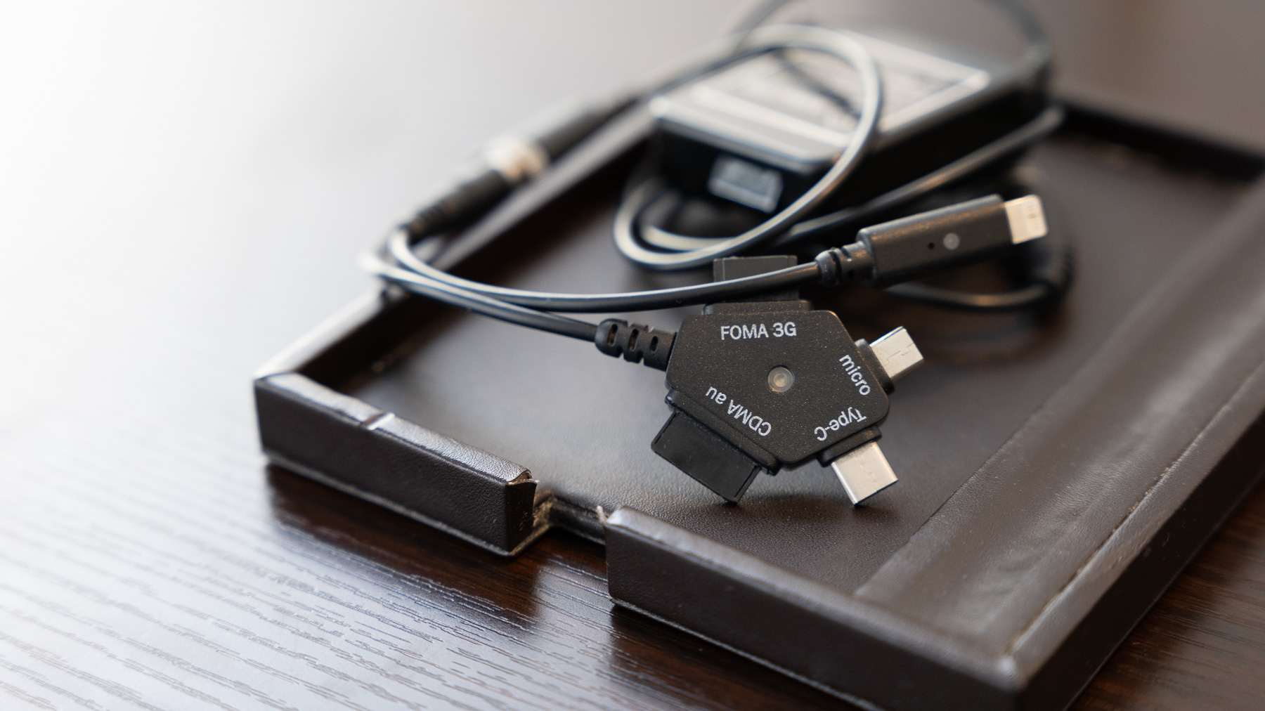 様々な機種に対応した充電器設置