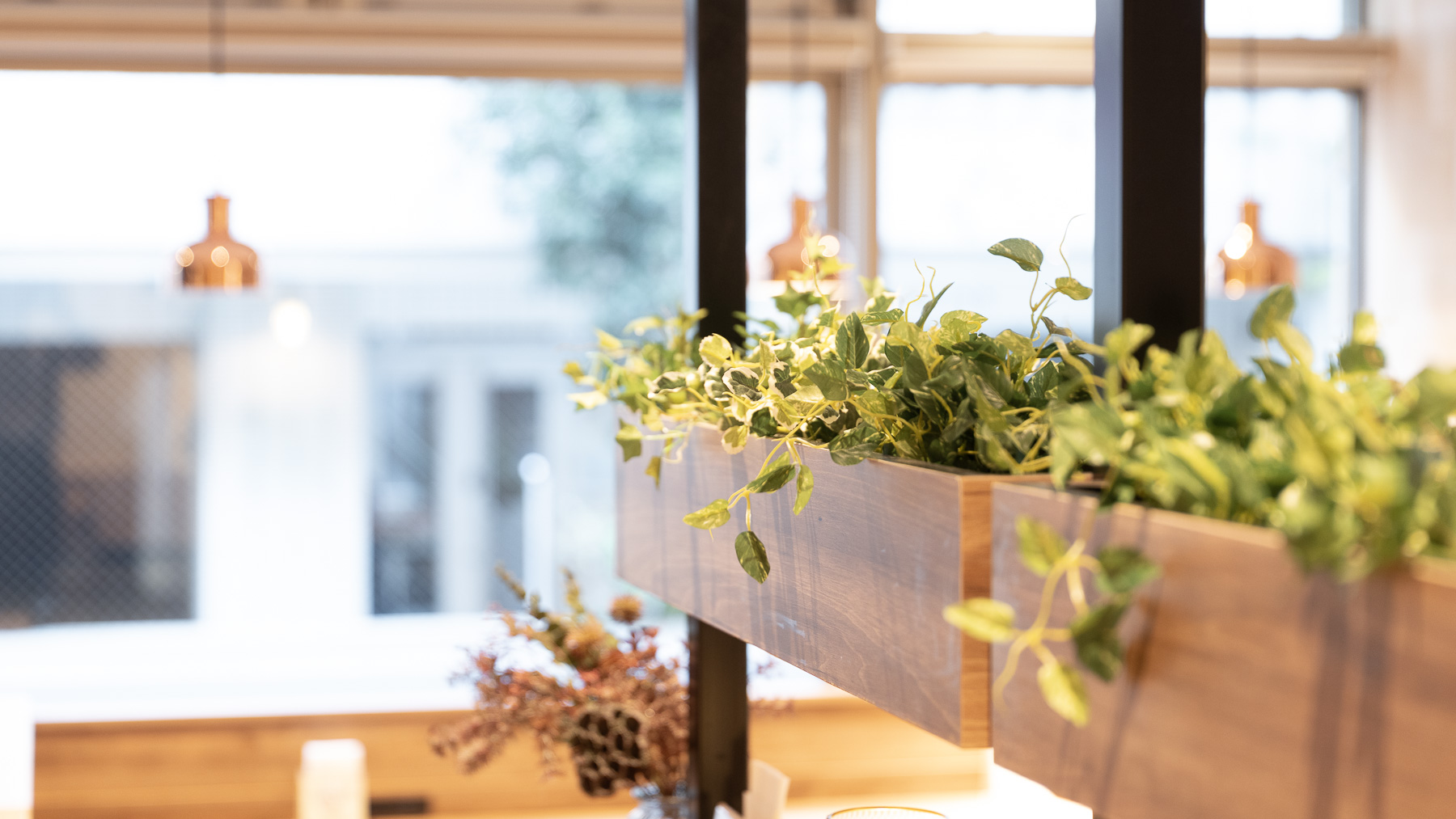 自然を感じられるラウンジです