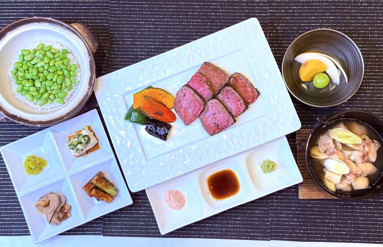 【芋煮付】米沢牛焼肉御膳付き宿泊プラン〇2食付き