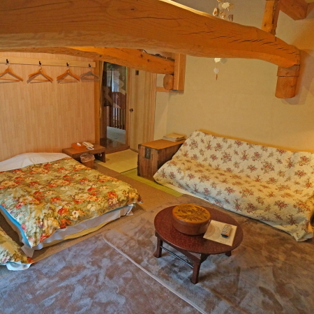 ห้องพักแบบตะวันตก (8 เสื่อทาทามิ)