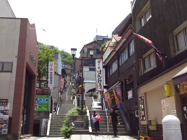 石段街まで徒歩1分！当館から石段街まですぐそばです≪スタンダードプラン≫