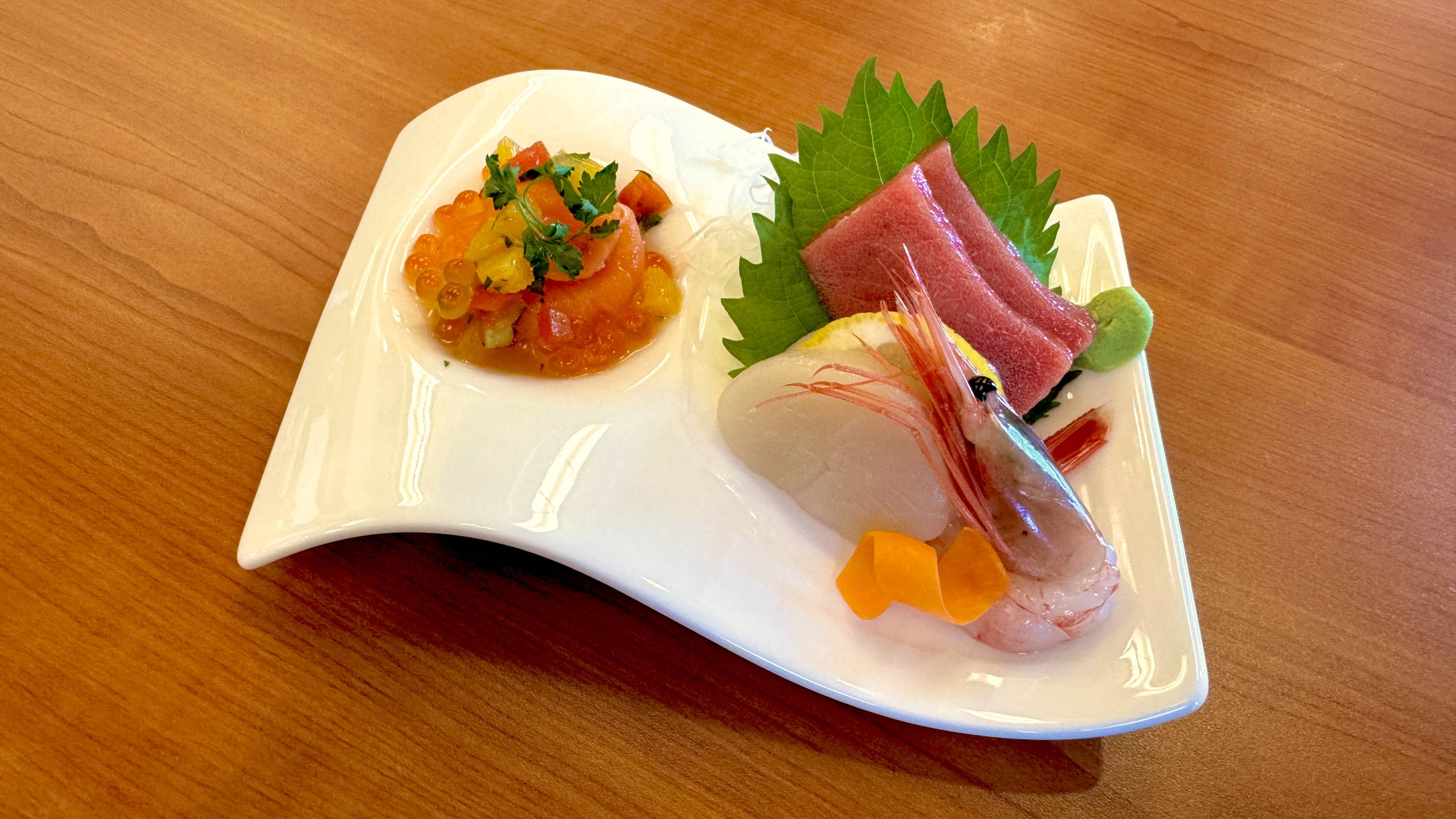 別注料理　和と洋の刺身