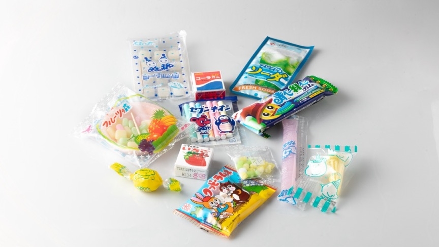 夏のファミリープラン　駐車場無料特典＆駄菓子が詰まったDAGASHI缶付き　ご朝食付