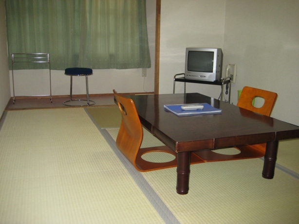 Japanese-style room