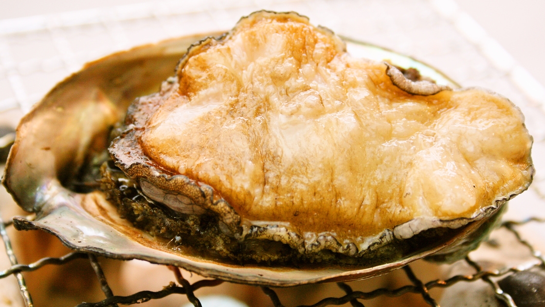 【楽天月末セール】＜活き鮑の踊り焼き・すき鍋・鮮魚六種盛り＞春の饗宴「華やぎ会席」　＜3月〜5月＞