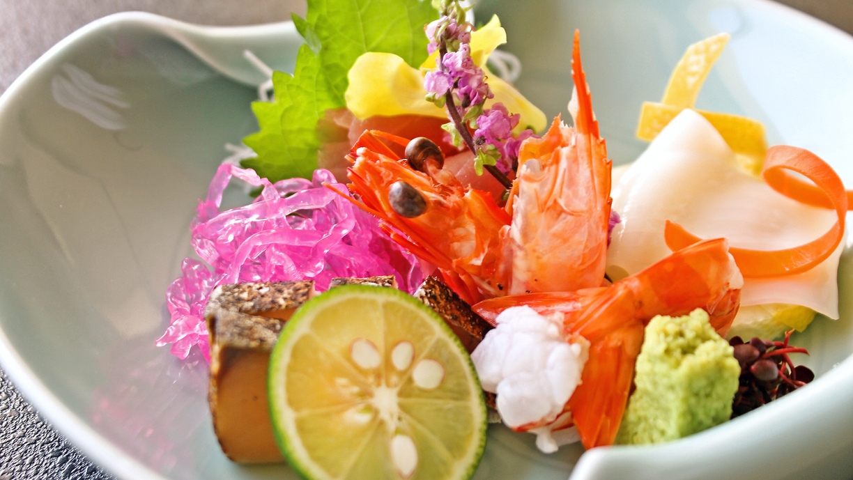 ＜鮮魚4種お造り・牛ロースすき鍋・蟹茶碗蒸し＞旬の味覚「天城山会席」　＜12月〜2月＞