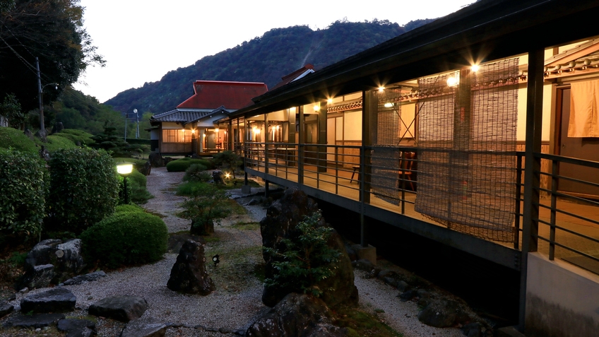 ≪プレミアム≫贅の極みをご堪能【一番人気・鮎】料理会席・・・絶品若鮎づくしで旅の忘れられない思い出に