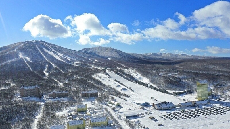 【2日リフト券付き】安比高原スキー場リフト券付きプラン！温泉で疲労回復◎予約制の送迎あり（2食付）