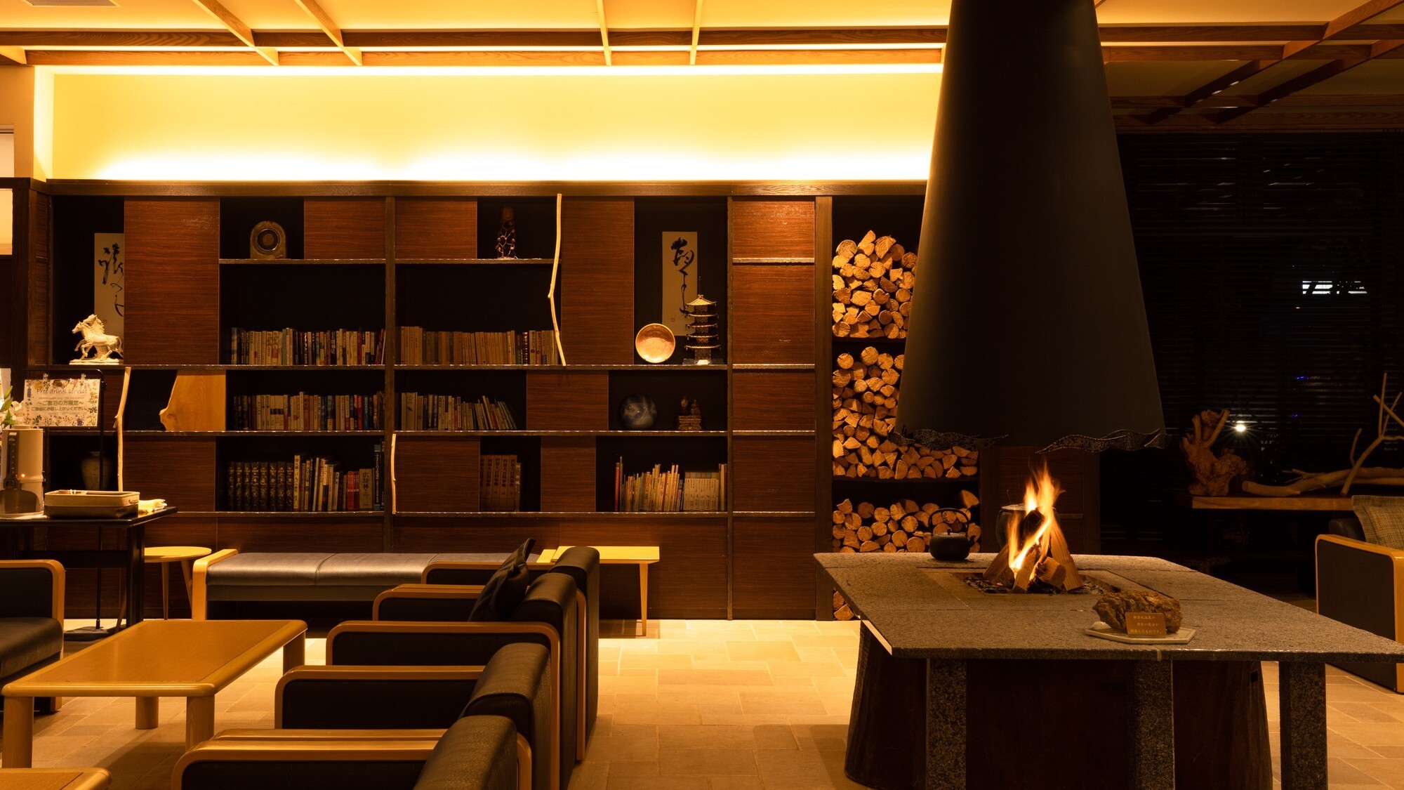 ラウンジ【彩時記】夜