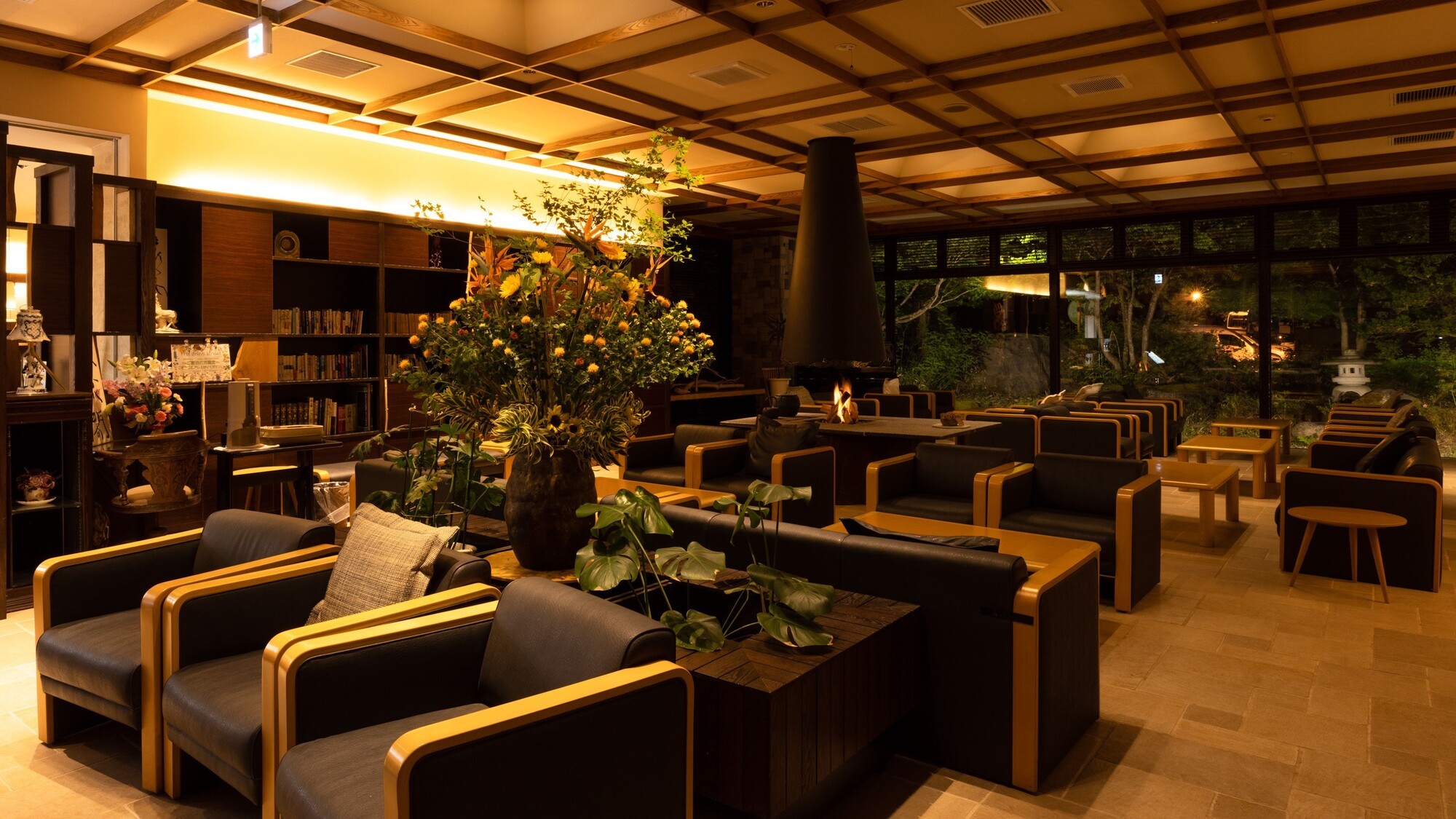 ラウンジ【彩時記】夜