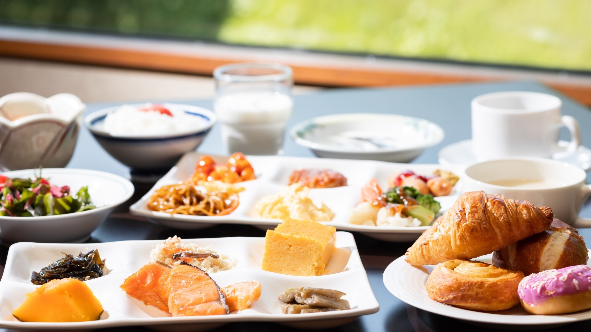 朝食バイキング