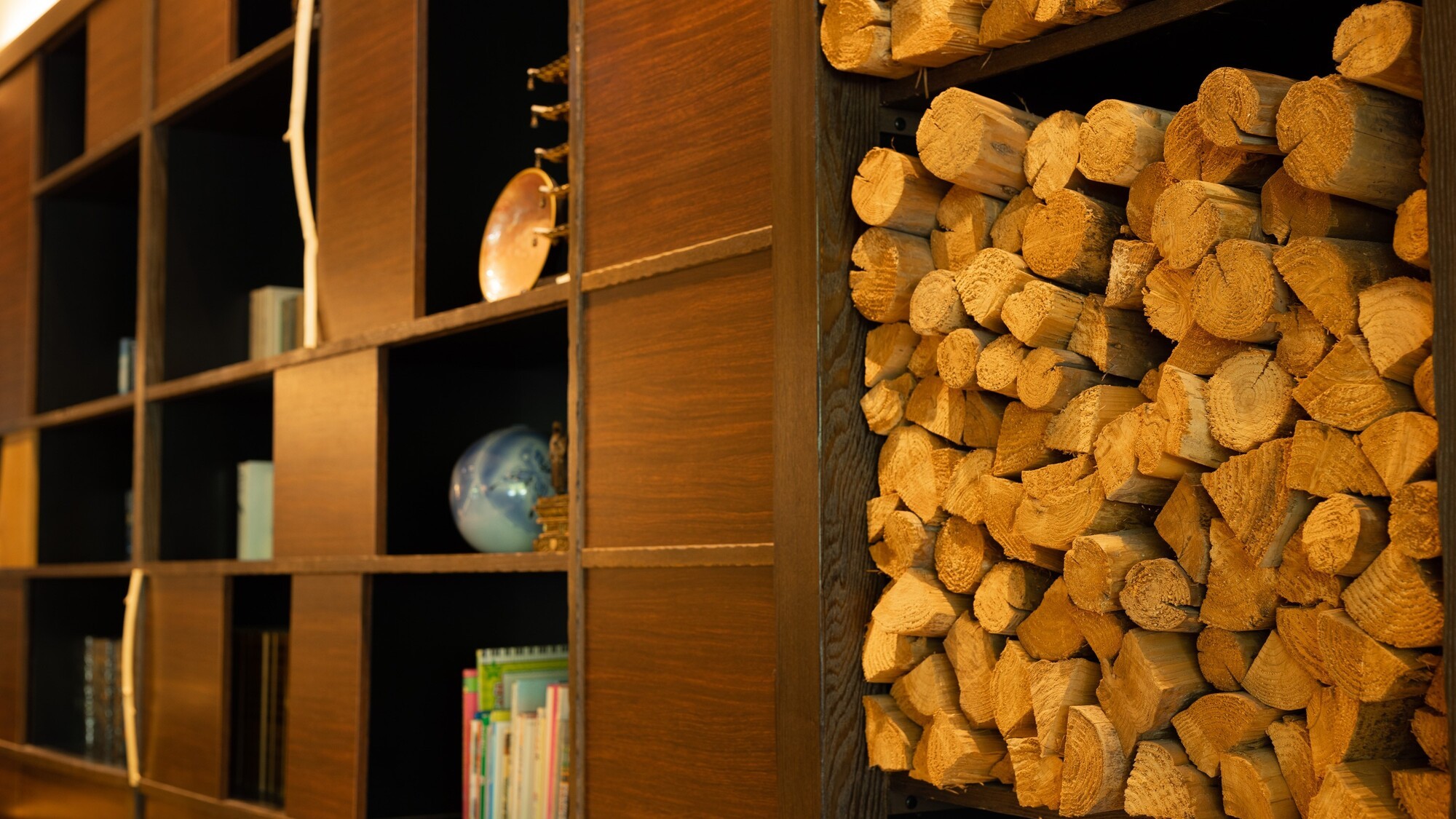 ラウンジの装飾