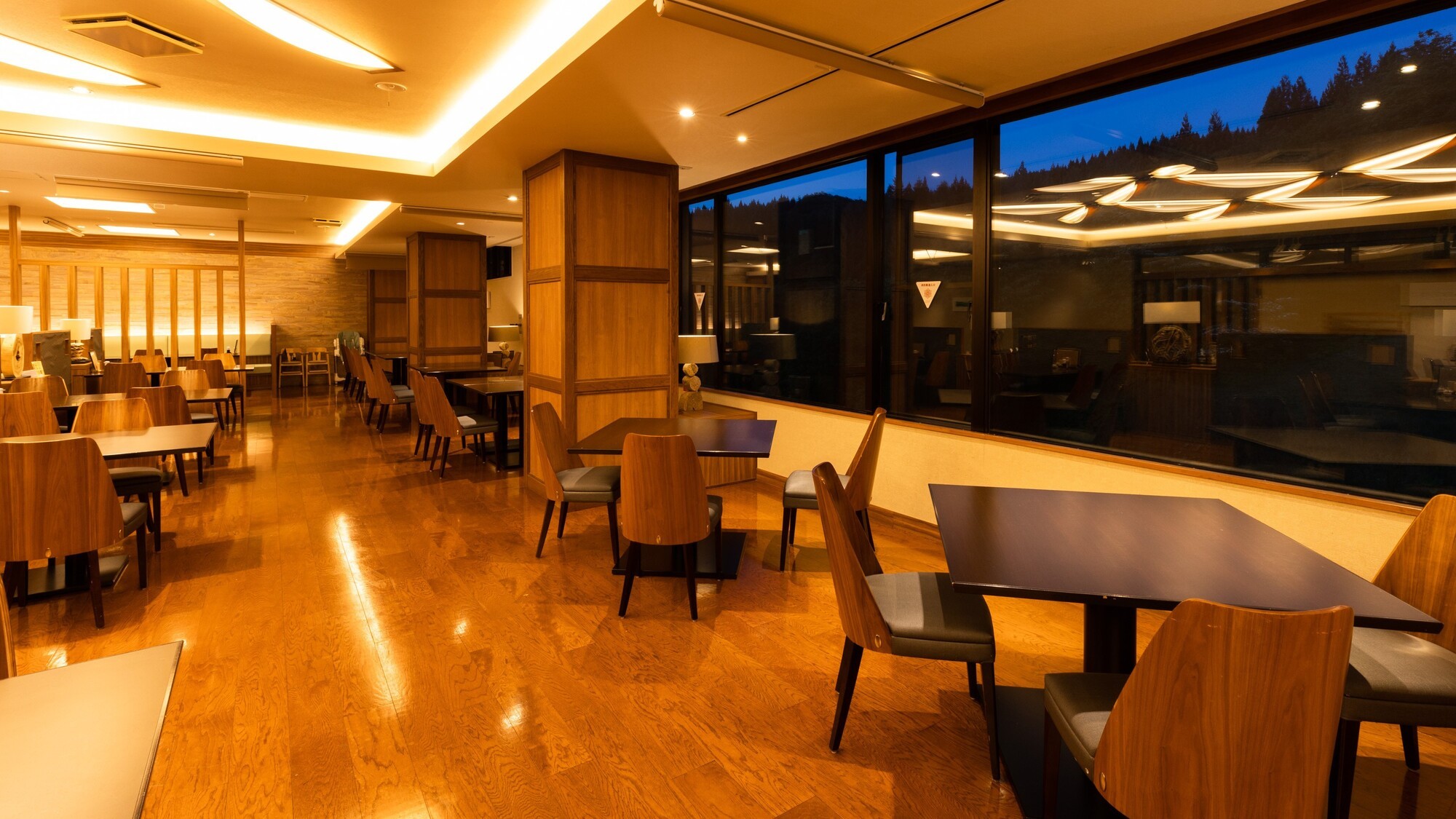 レストラン【味時雨】