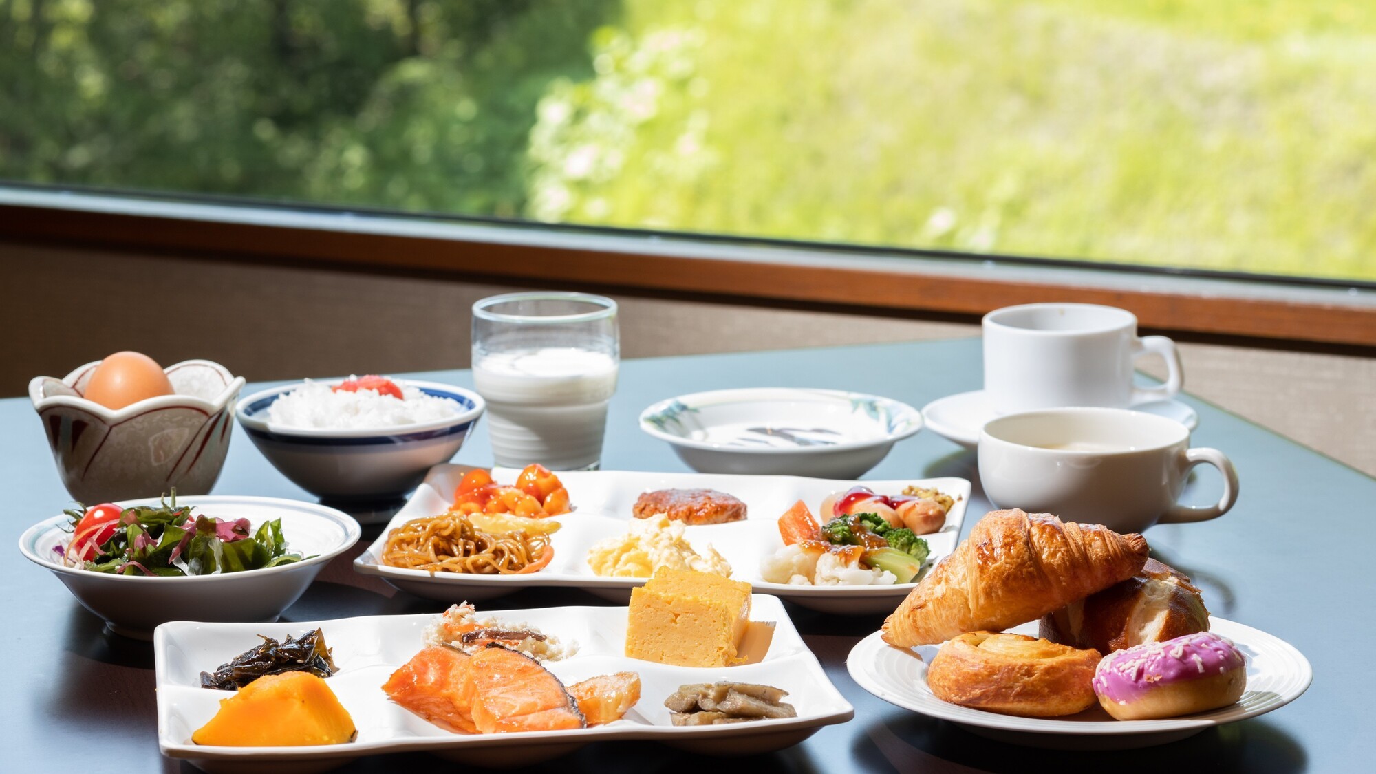 朝食バイキング