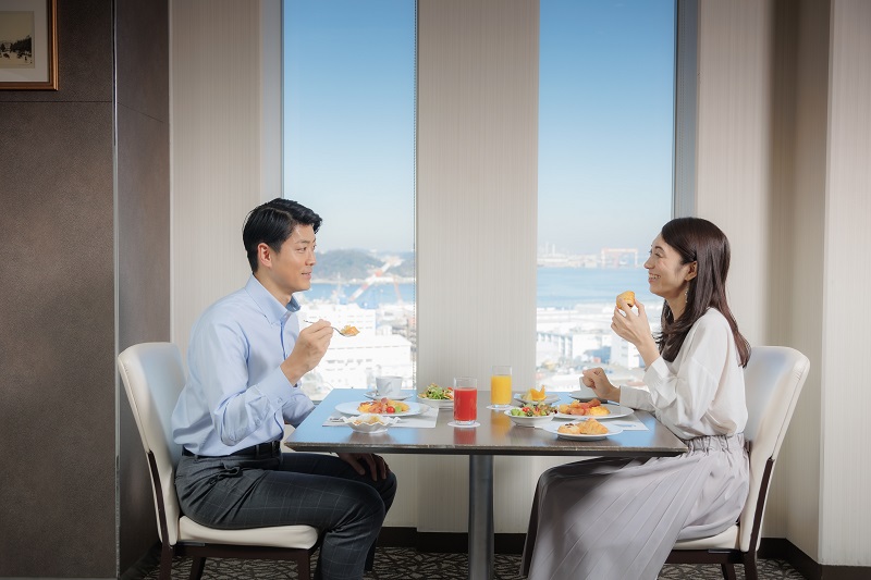 【客室最上階デラックスフロア限定】横須賀港を眺めながらの朝食付きプラン