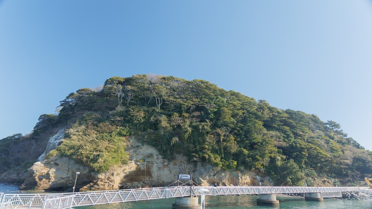 【かながわの魅力発見】三浦半島まるっと満喫！ポートマーケット利用券＆猿島フェリー乗船引き換え券付き