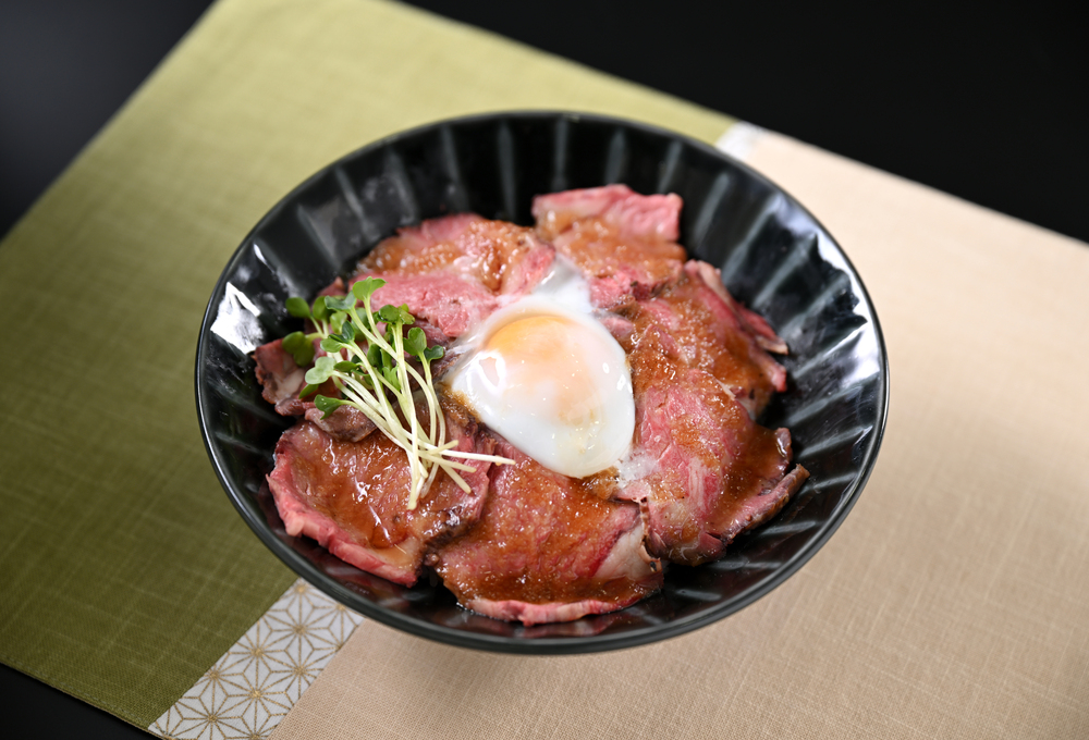 ローストビーフ丼