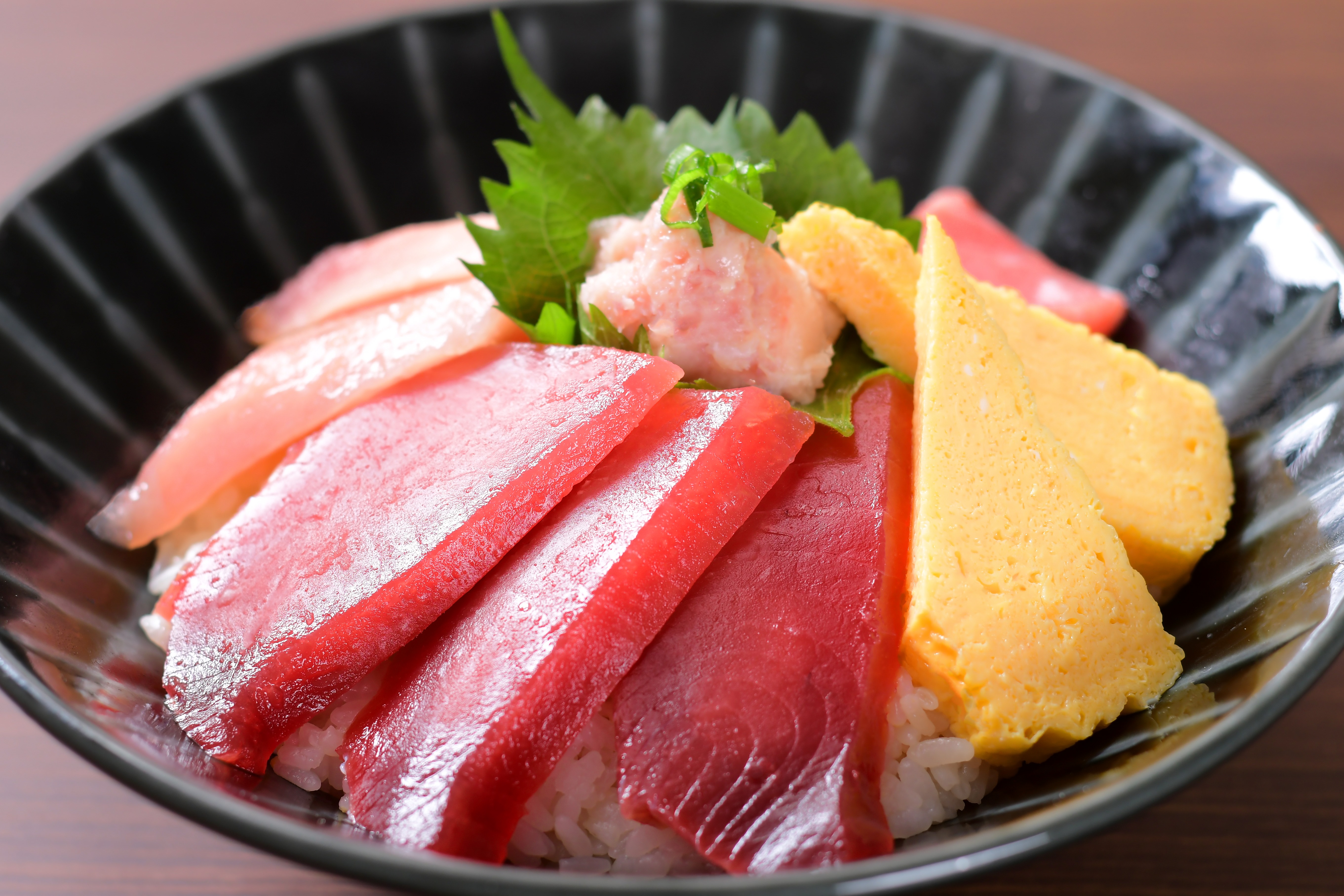 贅沢まぐろ丼
