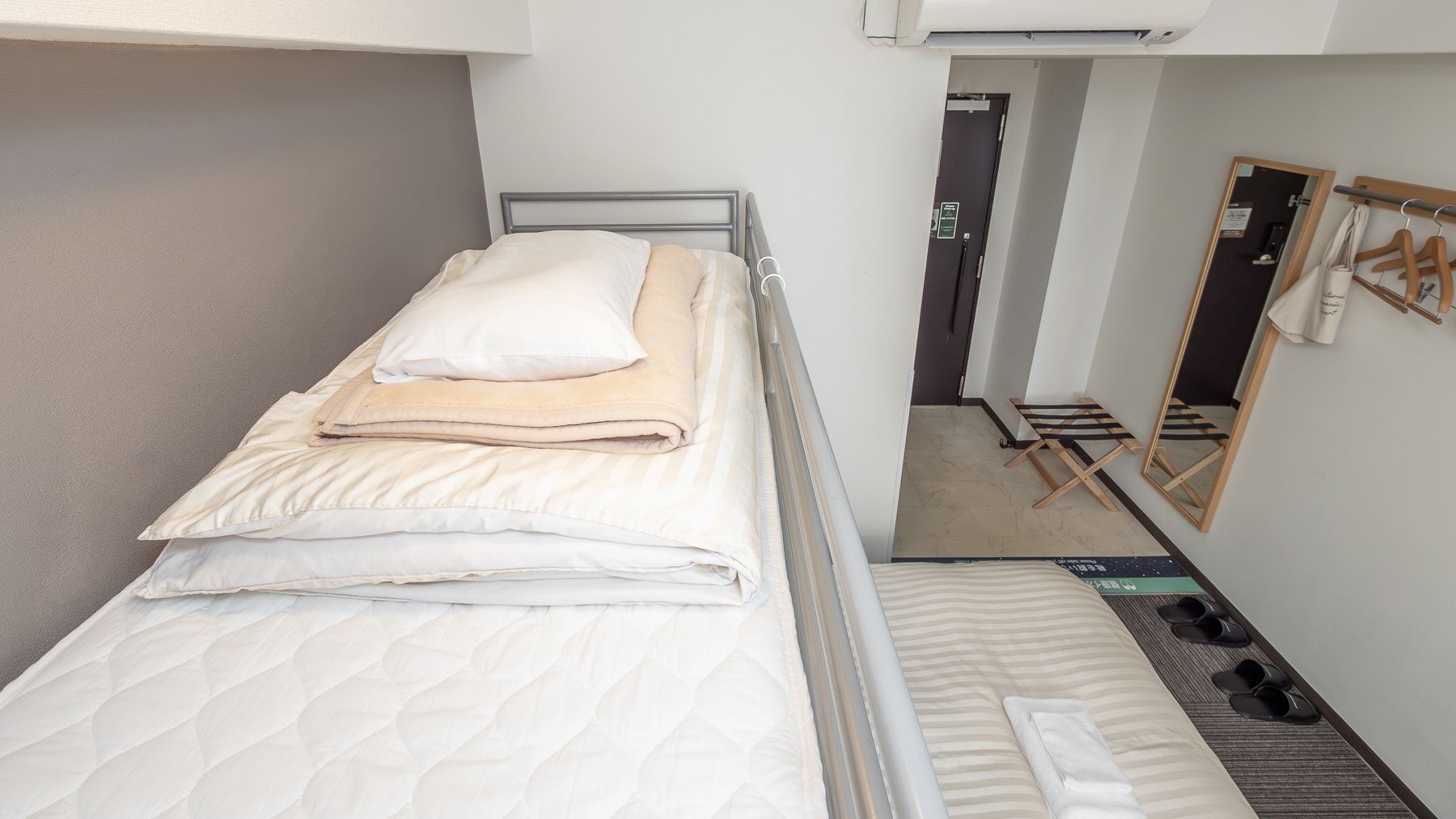 ロフト部分はお荷物置きにもなります♪