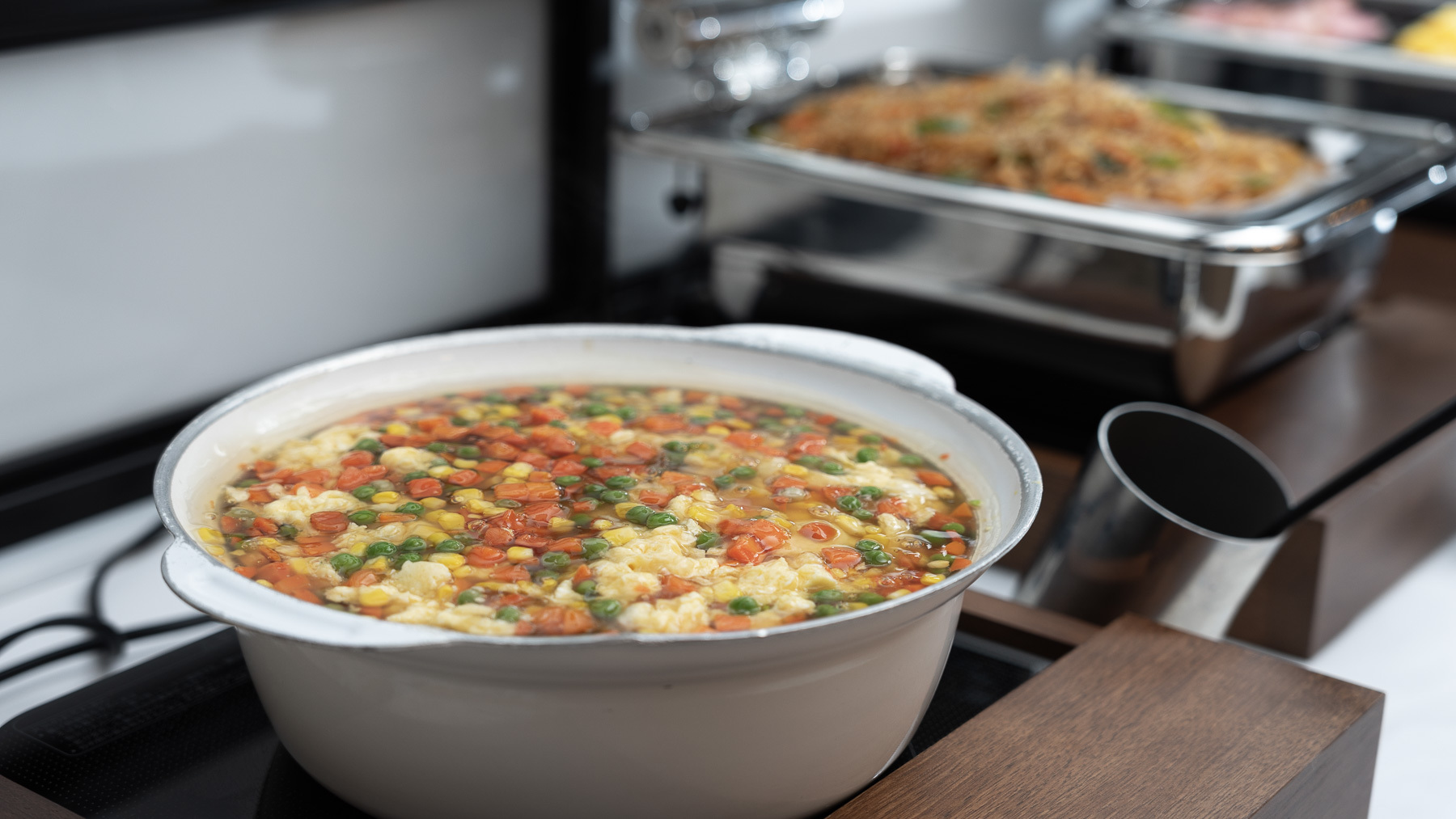 温かいお料理を提供いたします