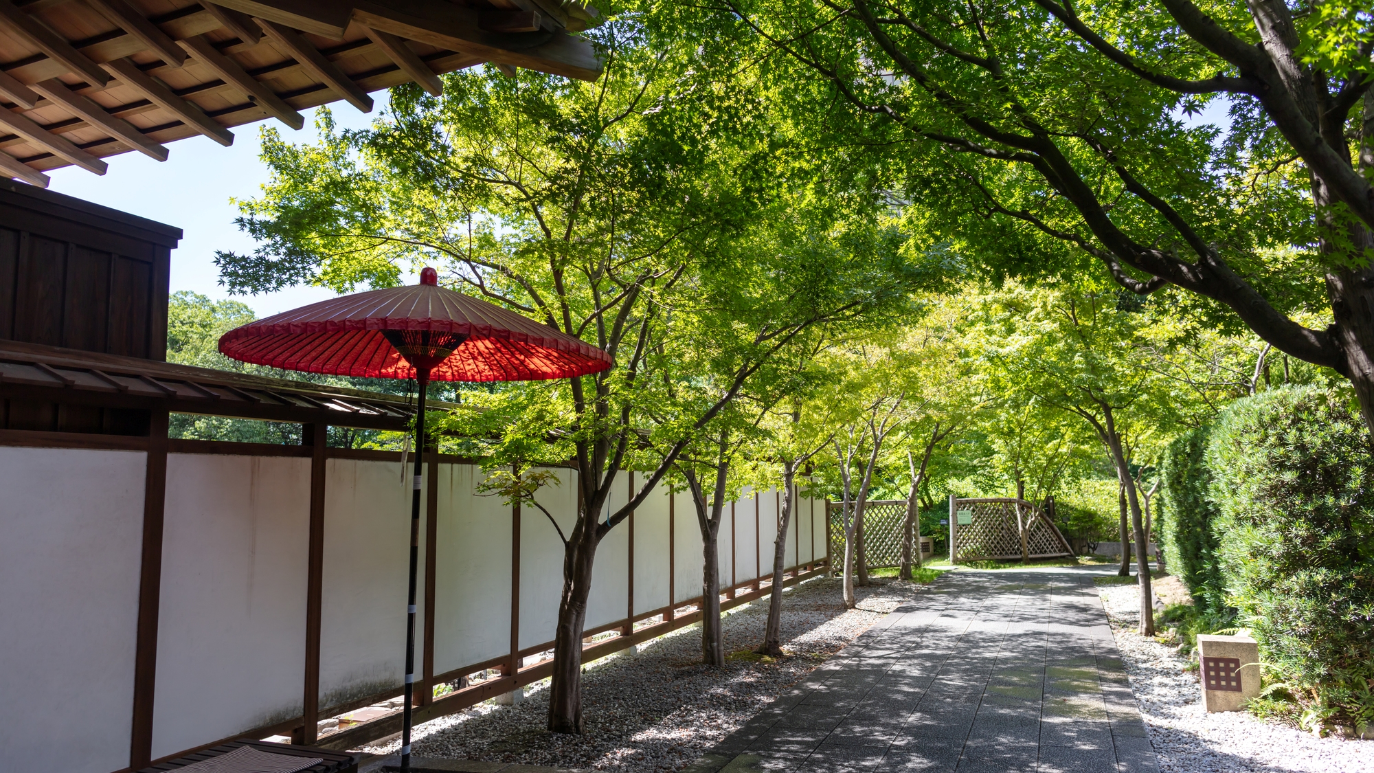 小倉藩主の別邸跡に造られた庭園