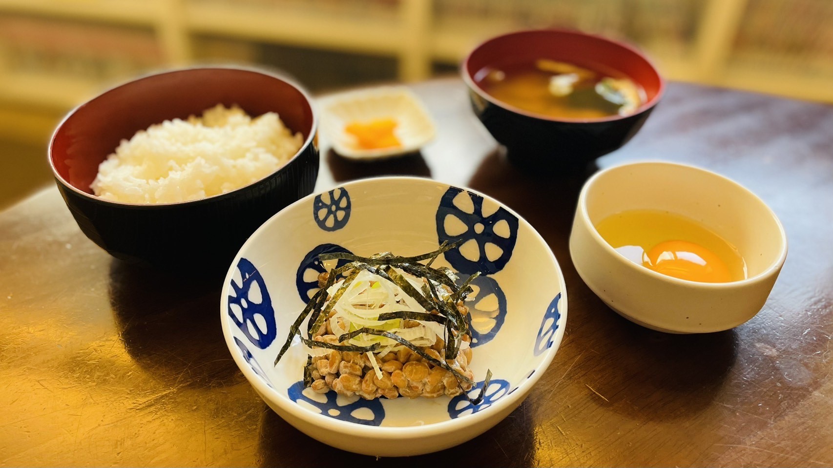 【土日祝朝８時〜１０時半限定朝食付｜男性】おいしい秋田のお米使用！JR山手線駒込駅東口徒歩３０秒！