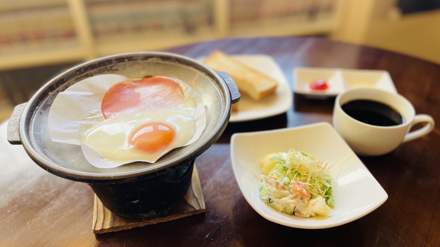 【土日祝朝８時〜１０時半限定朝食付｜男性】おいしい秋田のお米使用！JR山手線駒込駅東口徒歩３０秒！