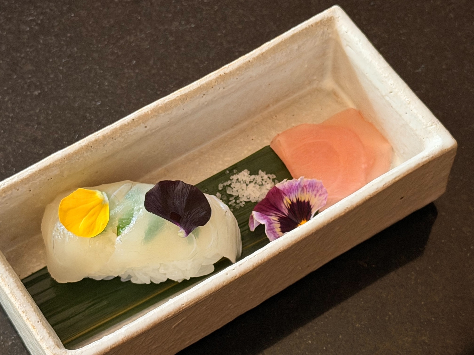 【期間限定｜送迎無料】名物うしお鉄板焼を食し、酒列磯前神社「あじさい詣」へ（うしおA）