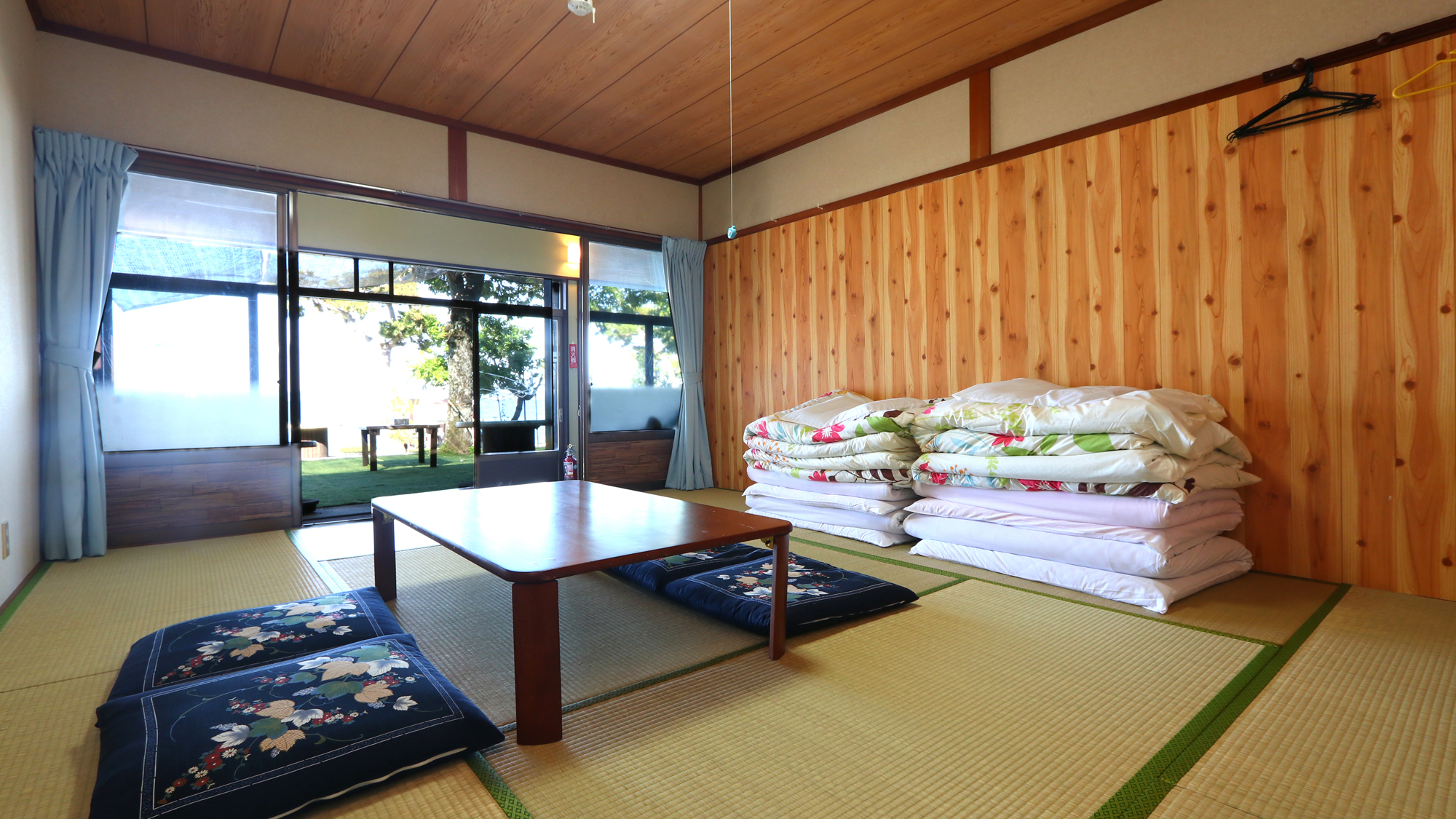 ◇【10畳・トイレ付き】きよみ荘で琵琶湖まで一番近いお部屋です