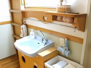 各お部屋に洗面台が付いています。