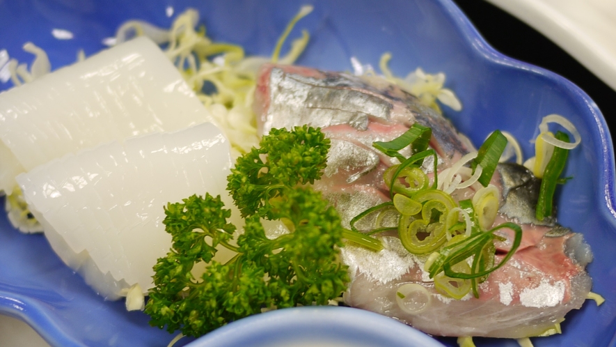 *【朝食一例】朝どりの海の幸を中心としたお食事をどうぞ。