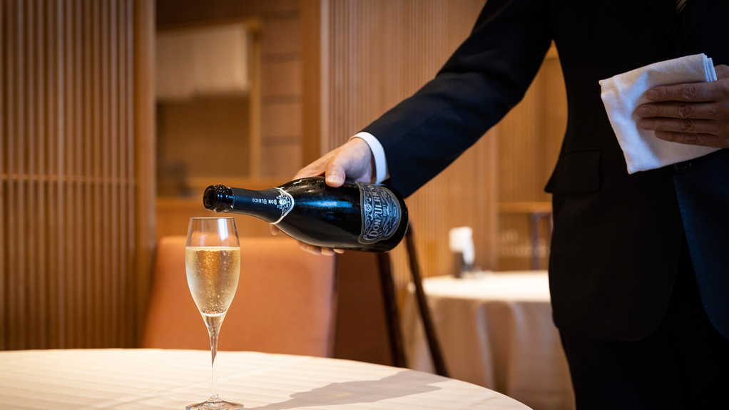 旬を楽しめる月替わり基本会席1泊2食付プラン★ワンドリンク付で更にお得★4月〜