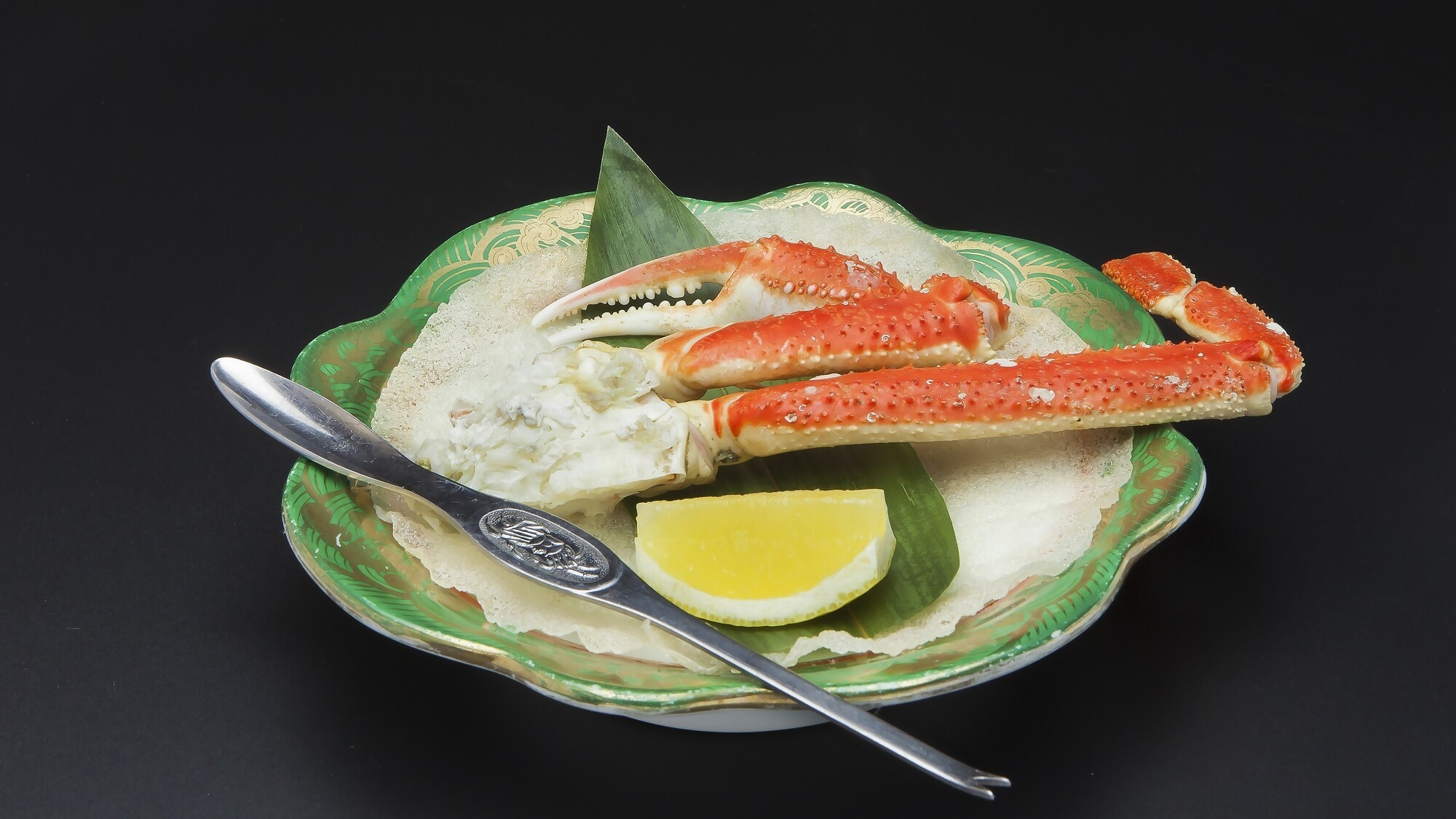 [定番味覚③]「山形牛」「アワビ」「カニ」三大贅沢味覚