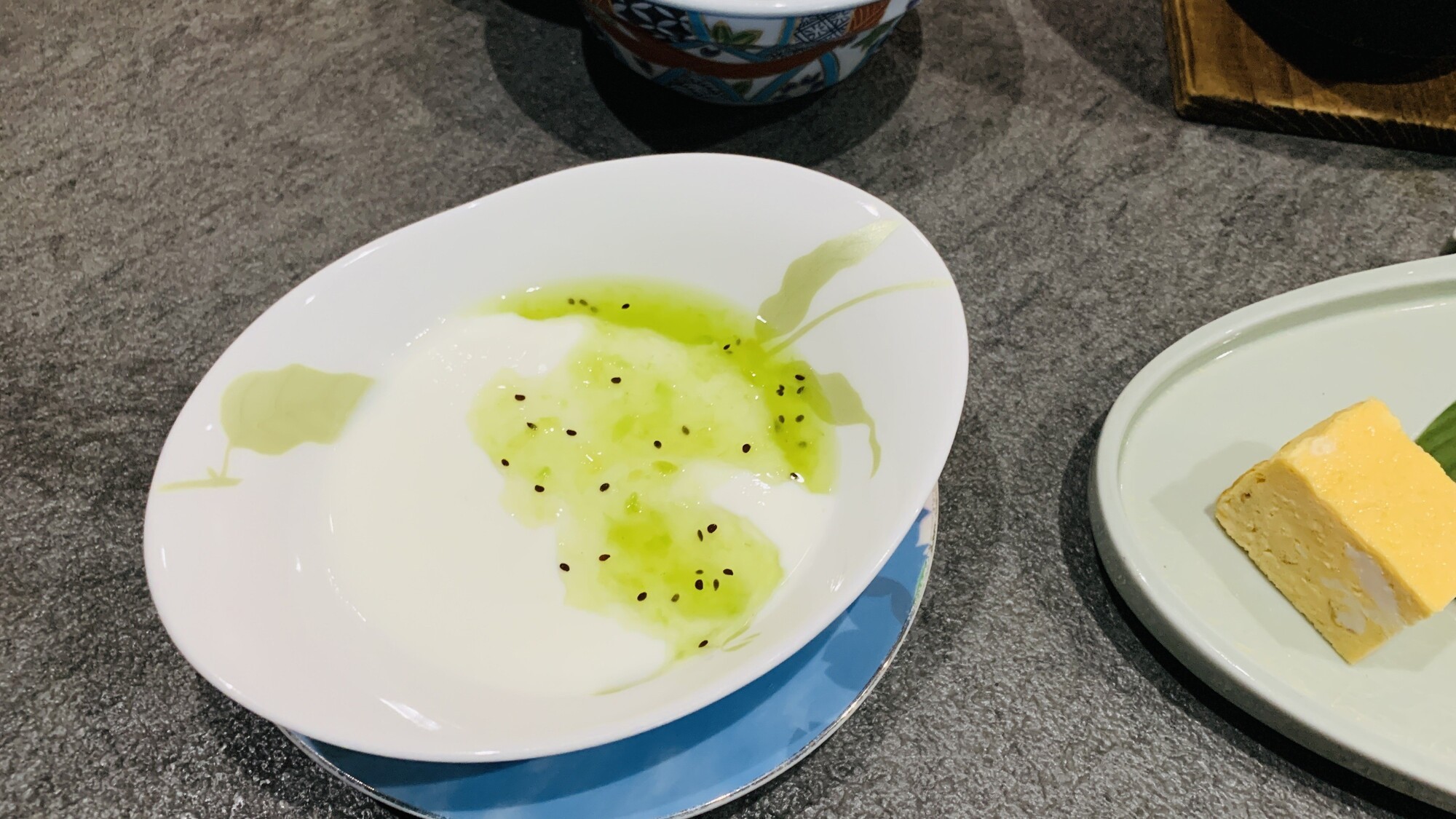 【朝食】さっぱり爽やか 自家製ヨーグルト