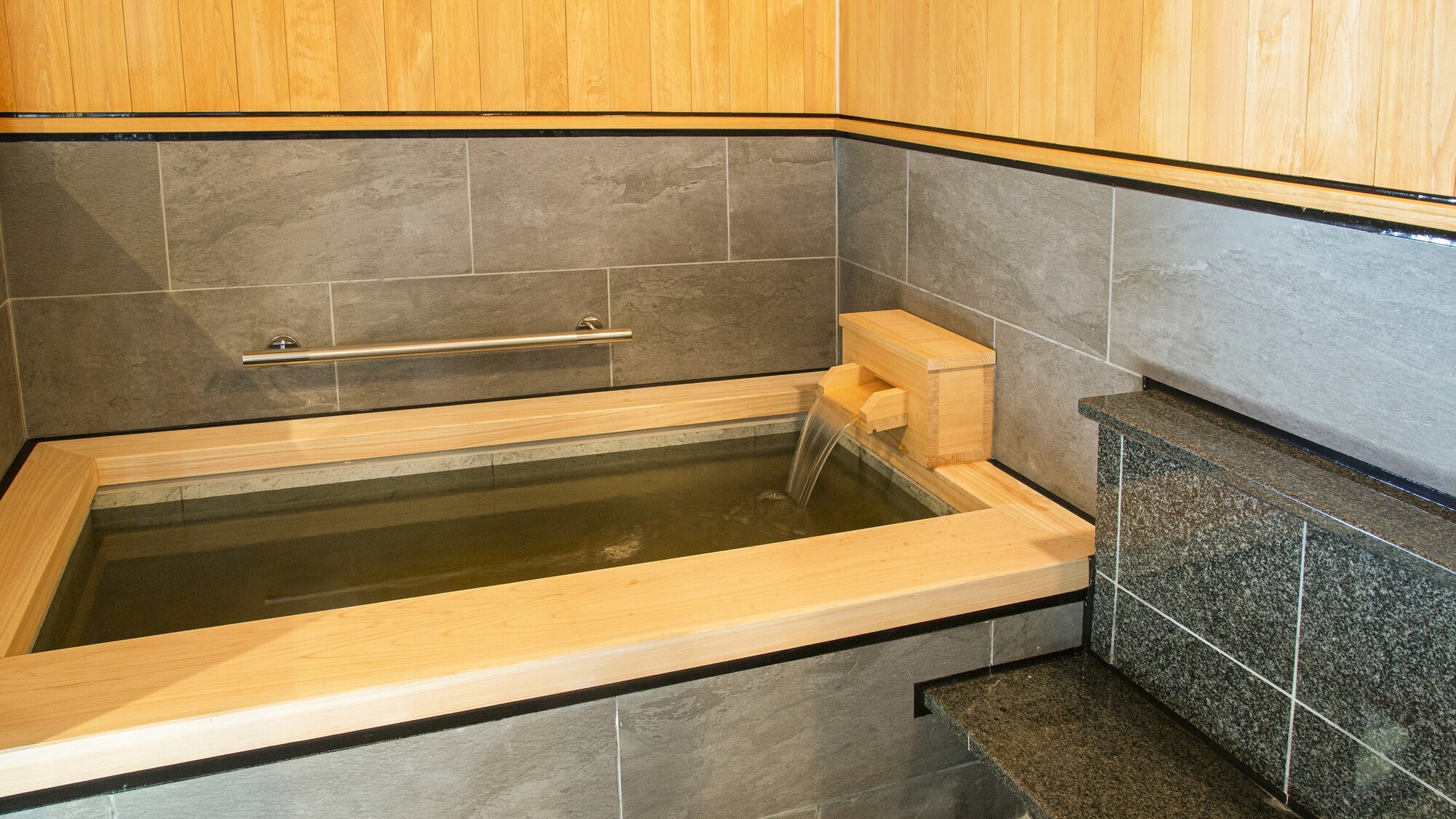 新客室和洋室５０１「花」※お部屋のお風呂は温泉ではございません