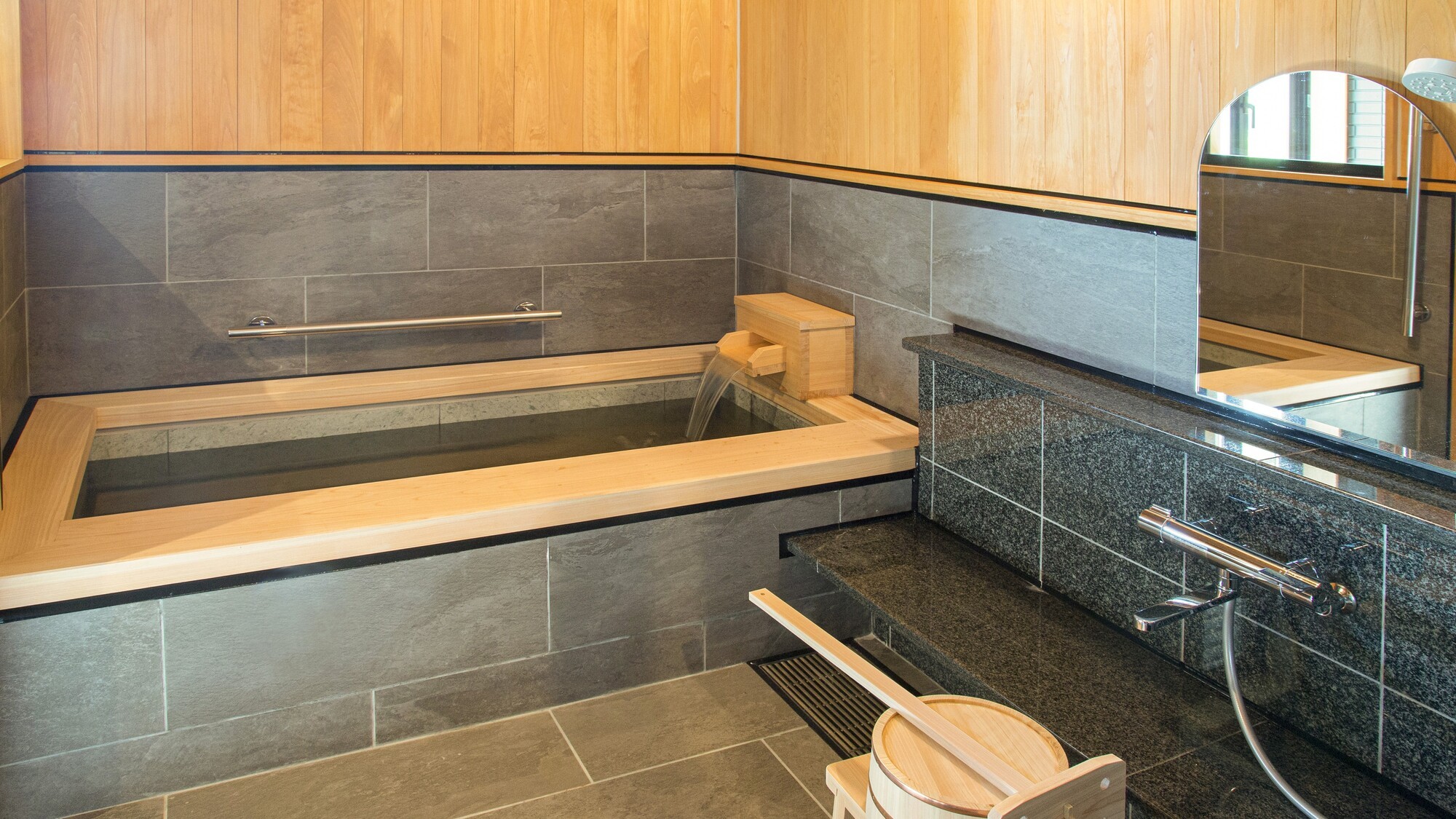 新客室和洋室５０１「花」※お部屋のお風呂は温泉ではございません