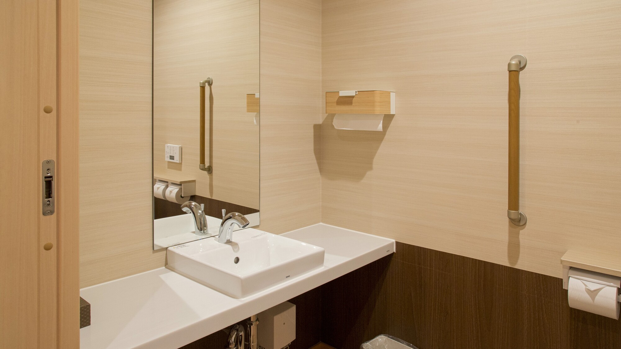 新客室５０５ユニバーサルルーム「紅」