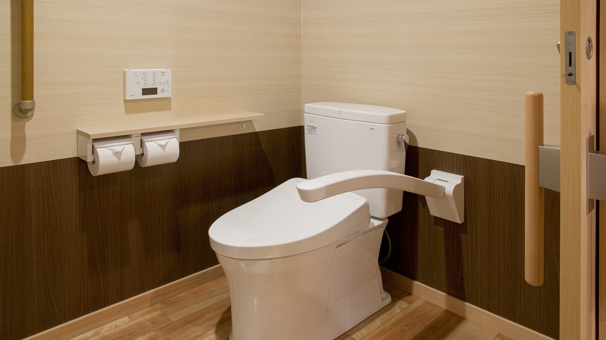 新客室５０５ユニバーサルルーム「紅」