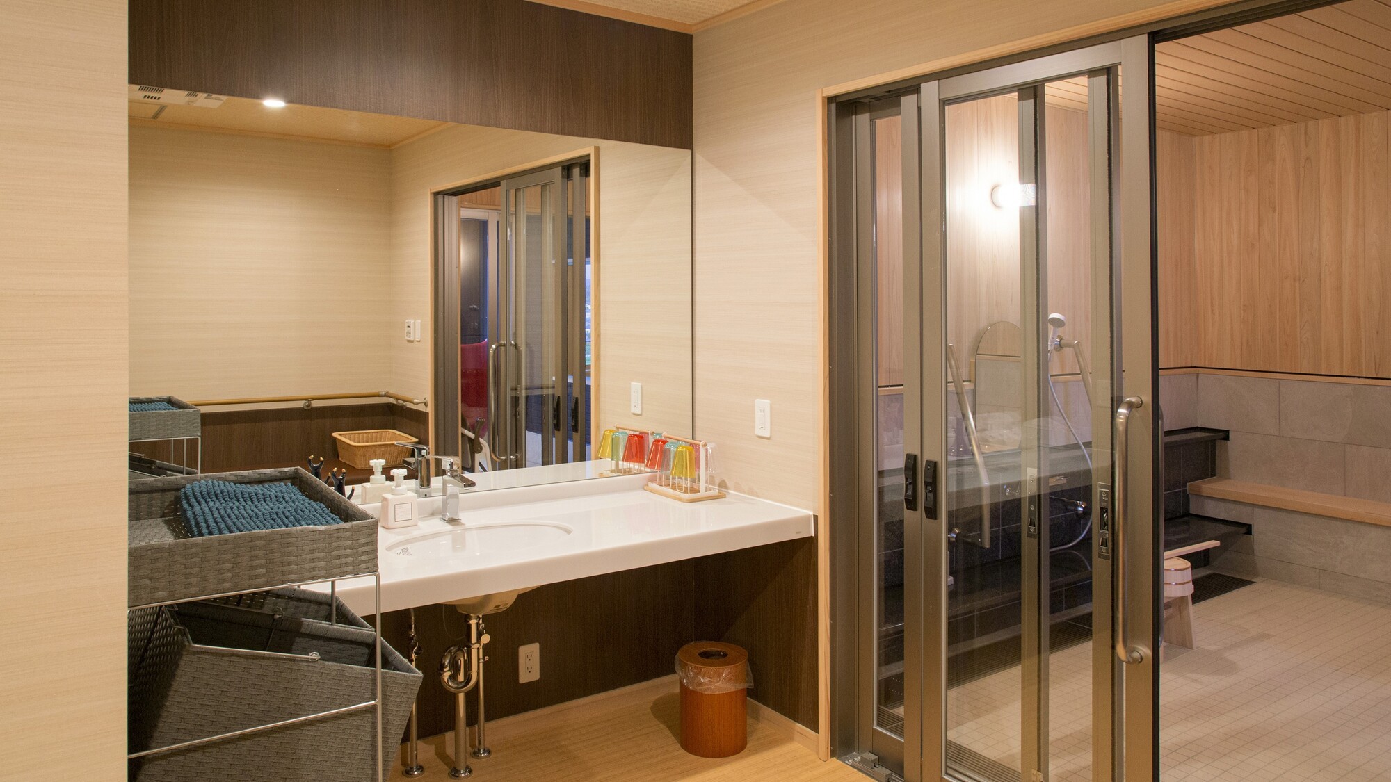 新客室５０５ユニバーサルルーム「紅」