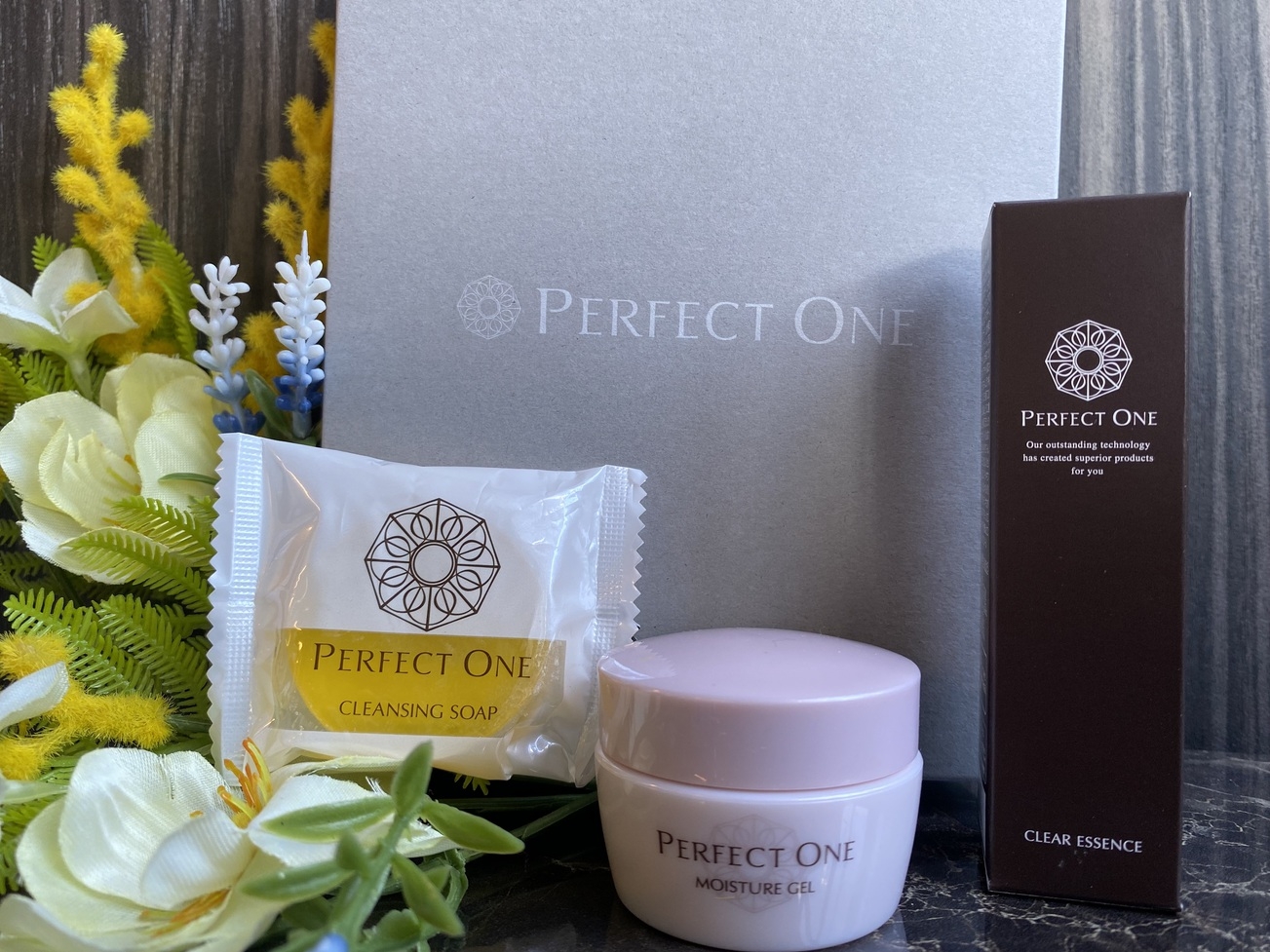 【レディースプラン】『朝食付』人気のスキンケア３点セット付　期間限定レイトアウト１１時サービス中