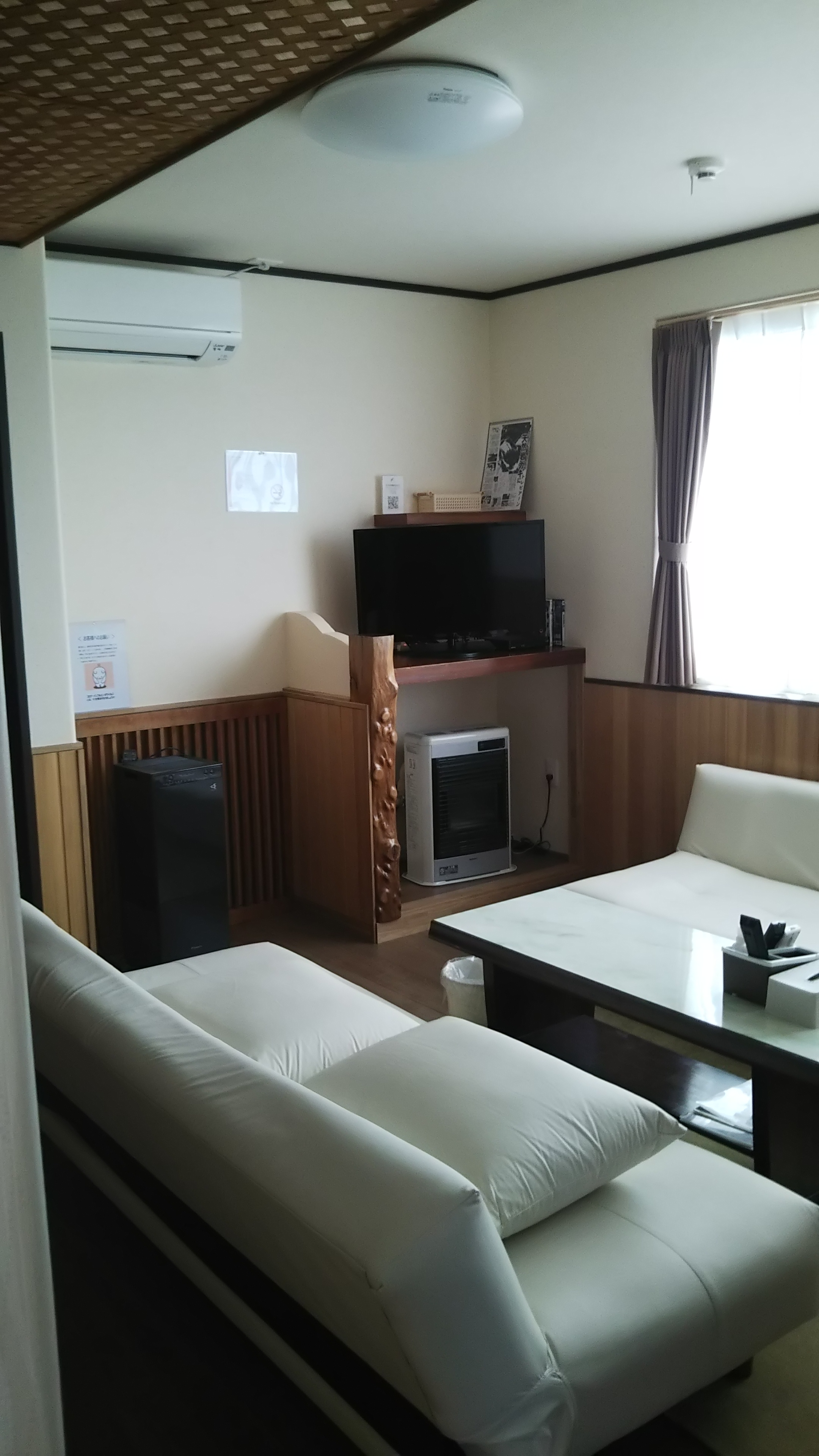 「夕なぎ」リビング