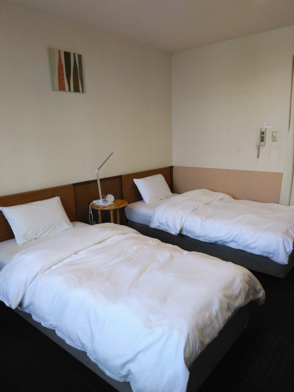 ホテルツインルーム