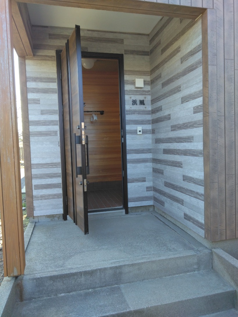 Villa浜風の玄関