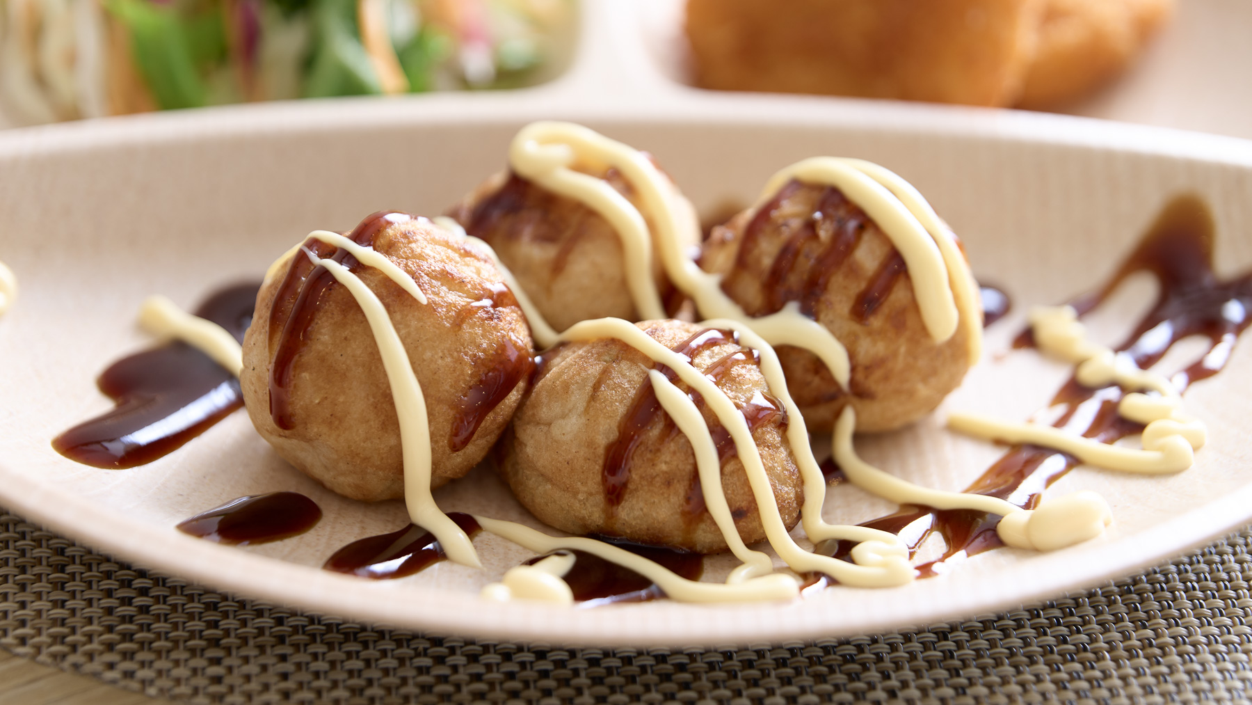 その土地の「おいしい」が並びます