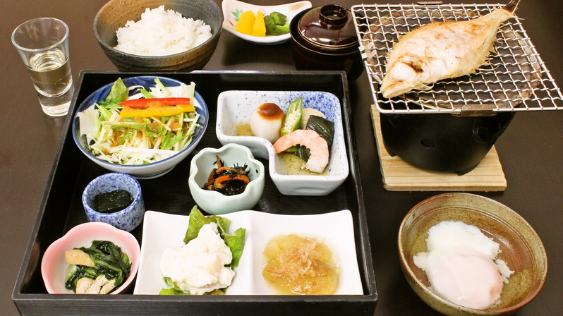 【秋の定番懐石】但馬牛すき焼き＆のどぐろ塩焼きに旬の山海の味覚も満載