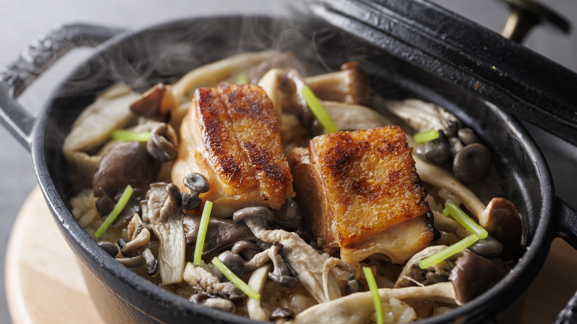 ＜1泊2食付き基本プラン＞【季節の会席】静岡県の旬を味わう和洋折衷の会席プラン