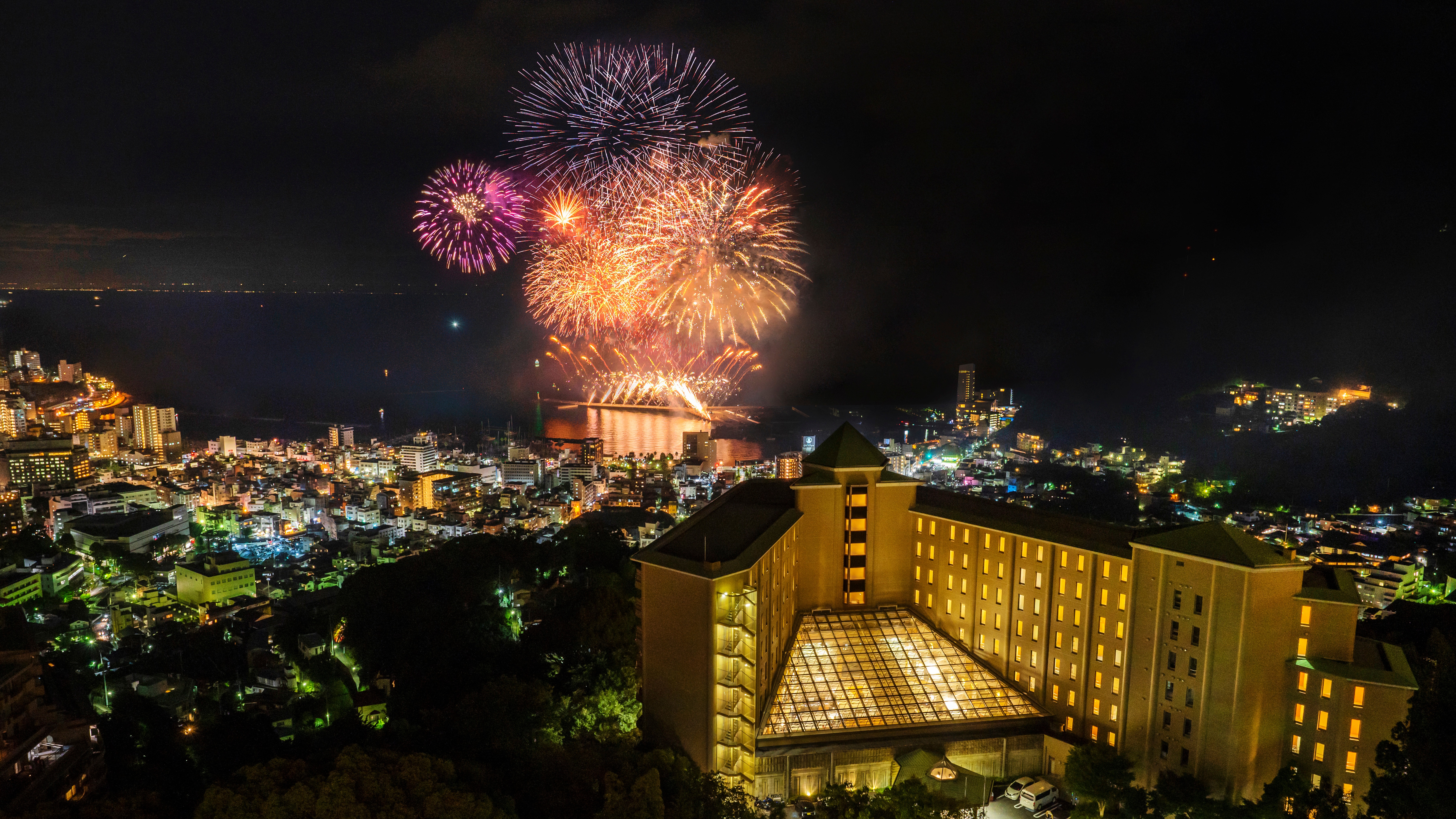 熱海海上花火大会